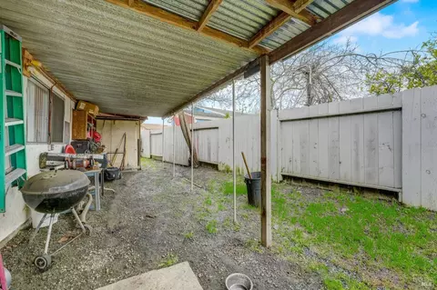 Exterior - 150 Fiddletown Ct, Vallejo, CA 94589 photo 6 of 7