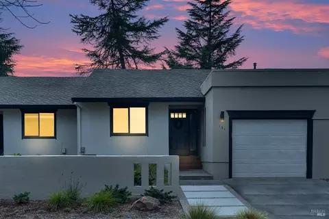 131 Vineyard Cir, Yountville, CA 94599