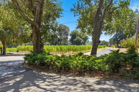 1154 Ragatz Ln, Napa, CA 94558
