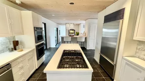 Kitchen - 17274 7th St E, Sonoma, CA 95476 photo 4 of 6