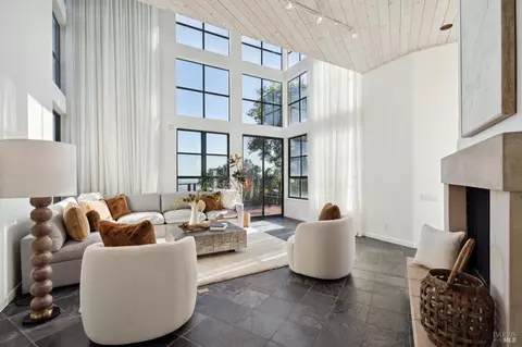 Living - 17274 7th St E, Sonoma, CA 95476 photo 3 of 9