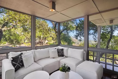 Living - 17274 7th St E, Sonoma, CA 95476 photo 8 of 9