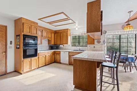 1430 Meadow Dr, Ukiah, CA 95482 photo 11