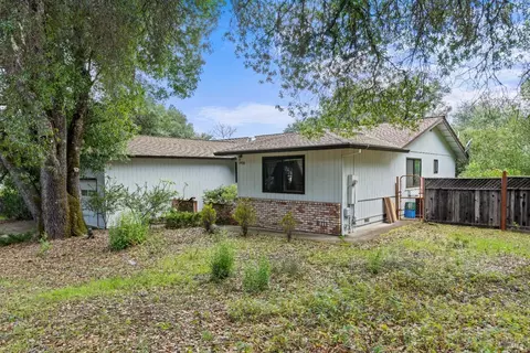1430 Meadow Dr, Ukiah, CA 95482 photo 5
