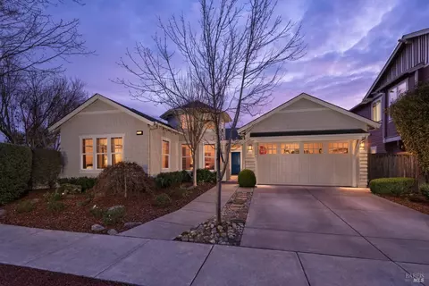 1901 Catenacci Ct, Petaluma, CA 94954