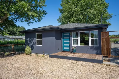 1332 Inglewood Ave, Saint Helena, CA 94574