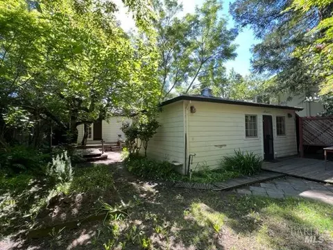 851 2nd St E, Sonoma, CA 95476 photo 3