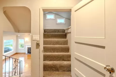 Entry Way - 1416 Florida St, Vallejo, CA 94590 photo 4 of 4