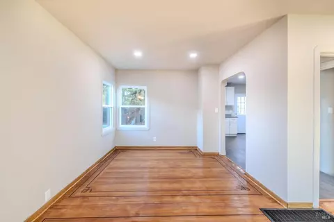 Dining - 1416 Florida St, Vallejo, CA 94590 photo 1 of 1
