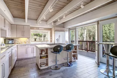Kitchen - 1019 Erica Rd, Mill Valley, CA 94941 photo 2 of 5