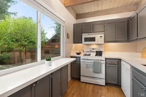 103 Kingston Ln, Cotati, CA 94931 photo 7