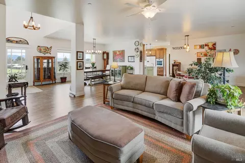 Living - 1220 Madrone Ave, Cotati, CA 94931 photo 1 of 4