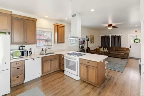 Kitchen - 1220 Madrone Ave, Cotati, CA 94931 photo 5 of 5