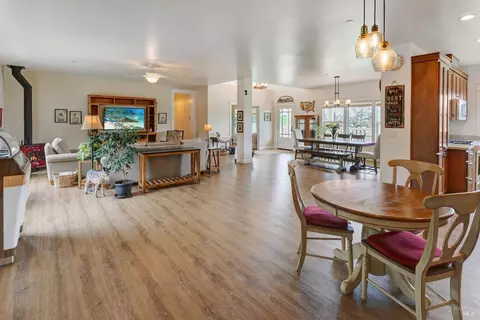 Dining - 1220 Madrone Ave, Cotati, CA 94931 photo 2 of 3