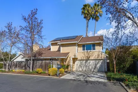 447 Myrtle Ct, Benicia, CA 94510