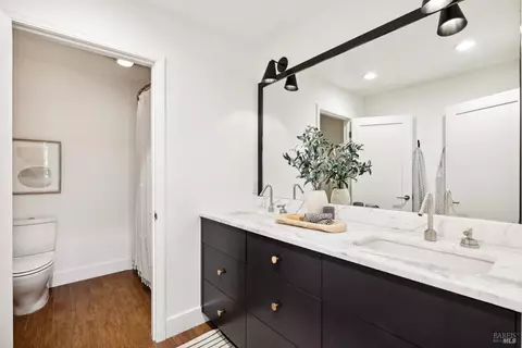 Bath - 169 Bolsa Ave, Mill Valley, CA 94941 photo 6 of 6