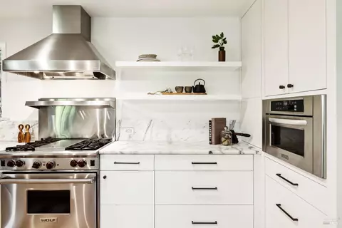 Kitchen - 169 Bolsa Ave, Mill Valley, CA 94941 photo 4 of 7