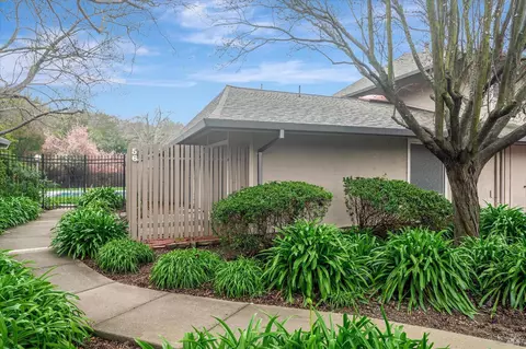 56 Roundtree Blvd, San Rafael, CA 94903