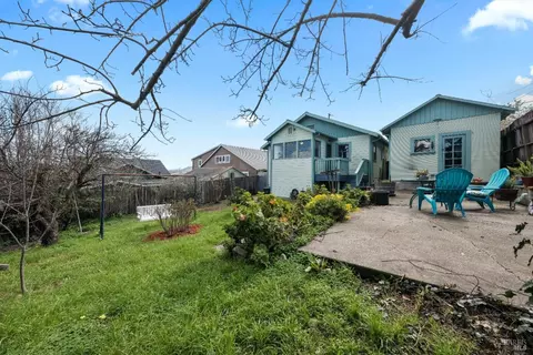 Exterior - 426 Coughlan St, Vallejo, CA 94590 photo 8 of 16