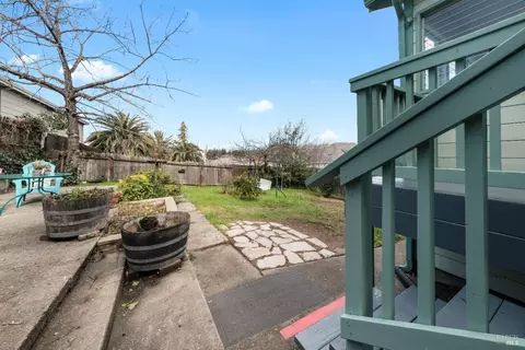 Exterior - 426 Coughlan St, Vallejo, CA 94590 photo 5 of 16