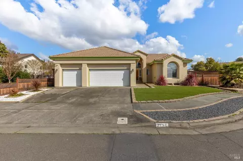 2136 Nyla Pl, Santa Rosa, CA 95401