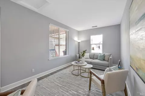 Living - 391 Decanter Cir, Windsor, CA 95492 photo 8 of 8