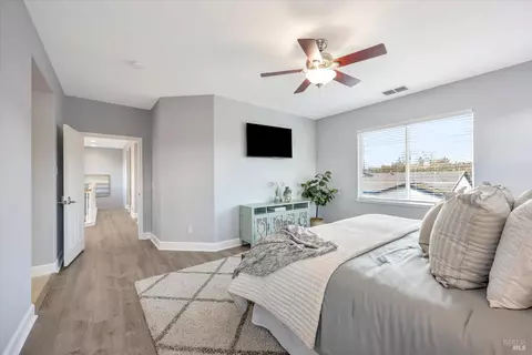 Bedroom - 391 Decanter Cir, Windsor, CA 95492 photo 5 of 7