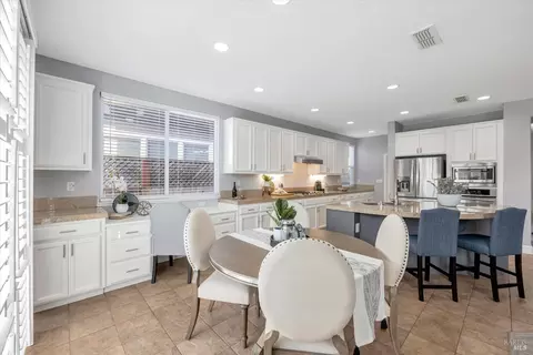 Dining - 391 Decanter Cir, Windsor, CA 95492 photo 1 of 8