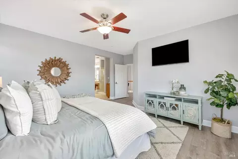 Bedroom - 391 Decanter Cir, Windsor, CA 95492 photo 6 of 7