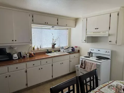 4766 Thorpe Rd, Winters, CA 95694 photo 10