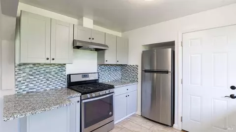 Kitchen - 2532 Alameda St, Vallejo, CA 94590 photo 4 of 5