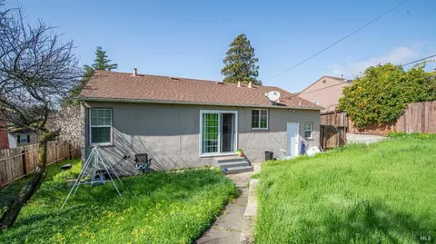 Exterior - 2532 Alameda St, Vallejo, CA 94590 photo 10 of 10