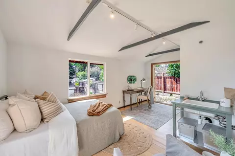 Bedroom - 51 Bayview Ter, Mill Valley, CA 94941 photo 5 of 7