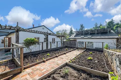 Exterior - 51 Bayview Ter, Mill Valley, CA 94941 photo 10 of 15