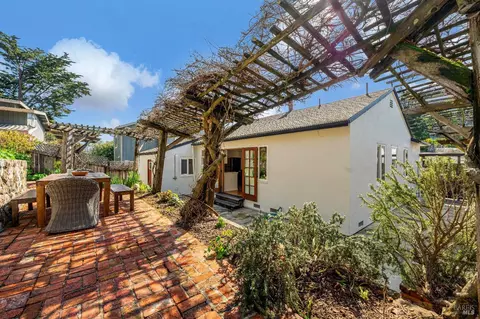 Exterior - 51 Bayview Ter, Mill Valley, CA 94941 photo 12 of 15