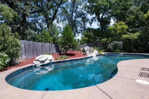 Exterior - 7822 Wildflower Ct, Windsor, CA 95492 photo 4 of 12
