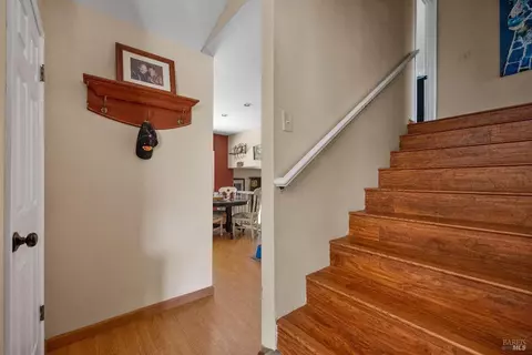 Entry Way - 7822 Wildflower Ct, Windsor, CA 95492 photo 1 of 1