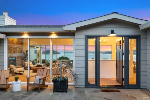10 E Southridge Rd, Tiburon, CA 94920