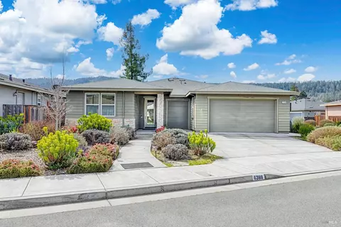 6388 Pine Valley Dr, Santa Rosa, CA 95409