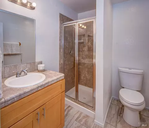 Bath - 644 Admiral Callaghan Ln, Vallejo, CA 94591 photo 5 of 5