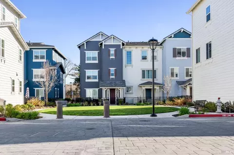 Exterior - 336 Pear Tree Ter #C, Napa, CA 94558 photo 10 of 10