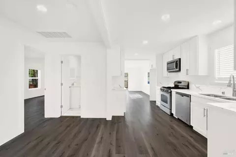 Kitchen - 400 E N St, Benicia, CA 94510 photo 3 of 7