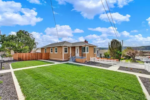Exterior - 400 E N St, Benicia, CA 94510 photo 4 of 36