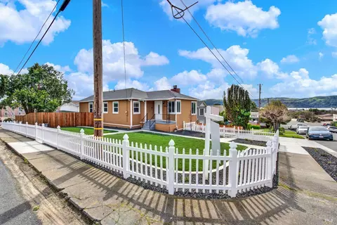 Exterior - 400 E N St, Benicia, CA 94510 photo 7 of 36