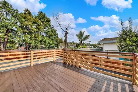 Exterior - 400 E N St, Benicia, CA 94510 photo 17 of 36