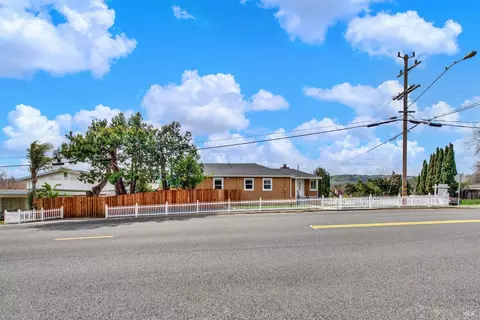 View/Area - 400 E N St, Benicia, CA 94510 photo 1 of 3