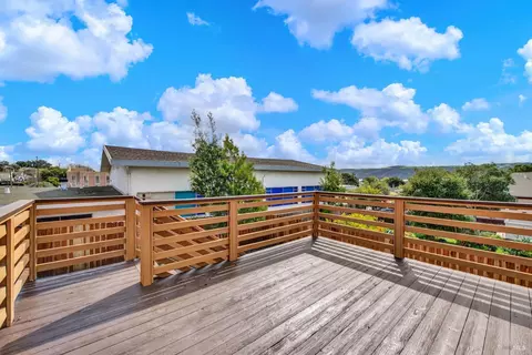 Exterior - 400 E N St, Benicia, CA 94510 photo 18 of 36