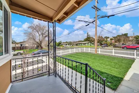 Exterior - 400 E N St, Benicia, CA 94510 photo 13 of 36