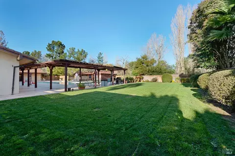 245 Seven Flags Cir, Sonoma, CA 95476 photo 32