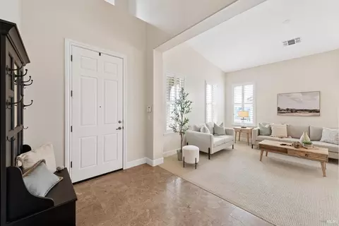 Bedroom - 711 Adagio Dr, Fairfield, CA 94534 photo 1 of 10